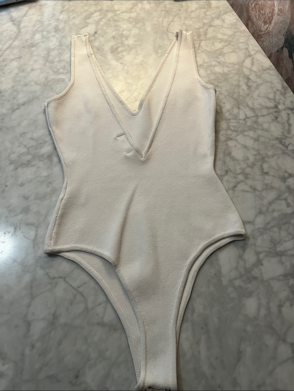 superdown Cream V-Neck Ribbed Bodysuit - Picture 2 of 3